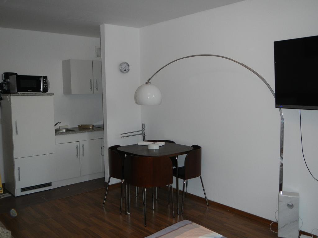 Sonniges Modernes Appartement Hoehenberg Colonia Exterior foto