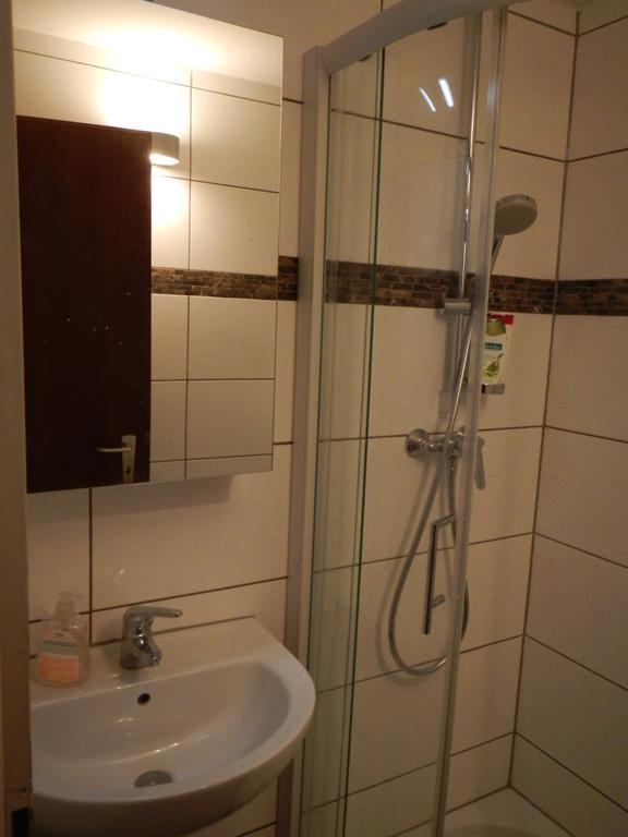 Sonniges Modernes Appartement Hoehenberg Colonia Exterior foto