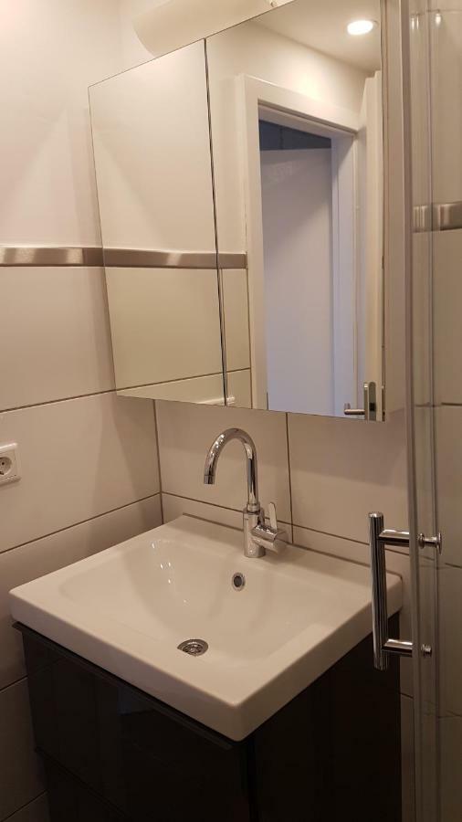 Sonniges Modernes Appartement Hoehenberg Colonia Exterior foto