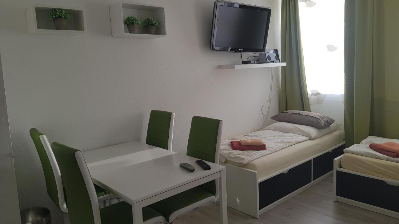 Sonniges Modernes Appartement Hoehenberg Colonia Exterior foto